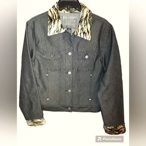 Guess Jacket black Med NWOT Animal print cuffs and collar